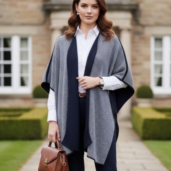 BYLYSE Sweaters - NWT BYLYSE M/L Old Money Timeless Preppy Ivy League Houndstooth Knit Poncho